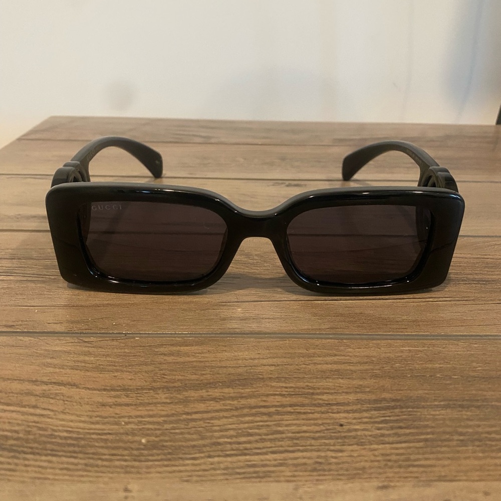 Gucci Black Rectangular Sunglasses - image 1